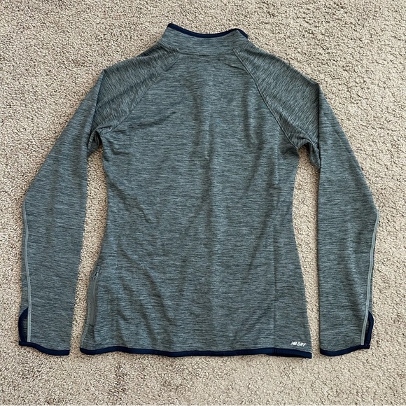 New Balance Sweater Womens Size S Quarter Zip Lightweight Active Gray Navy - Picture 10 of 10